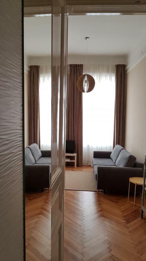 Cbs Apartments Budapeszt Zewnętrze zdjęcie